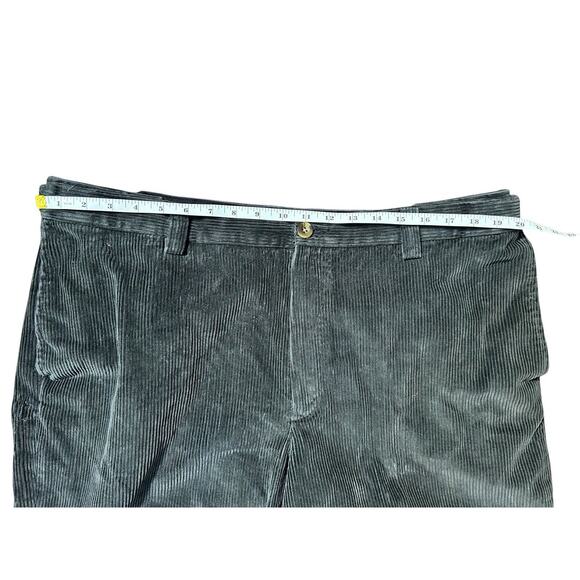 L.L. BEAN Corduroy Chino Pants Men's 40 x 30 Black Comfort Waist Preppy Holidays - Picture 9 of 11